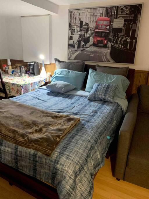 Big Oasis Studio Near Airport Yyz Hotell Toronto Exteriör bild